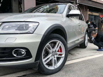 kopen Audi Q5 BBK Big Brake Kit 6 zuiger met 355 * 32mm rotor met twee remlijnen online vervaardiging