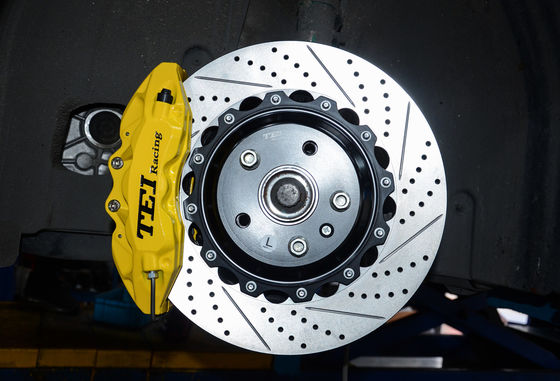 kopen BBK Voor Audi A3 geïnstalleerd Big Brake Kits 6 zuiger klemmen met 355 * 32mm rotor 18 inch wiel P60S online vervaardiging