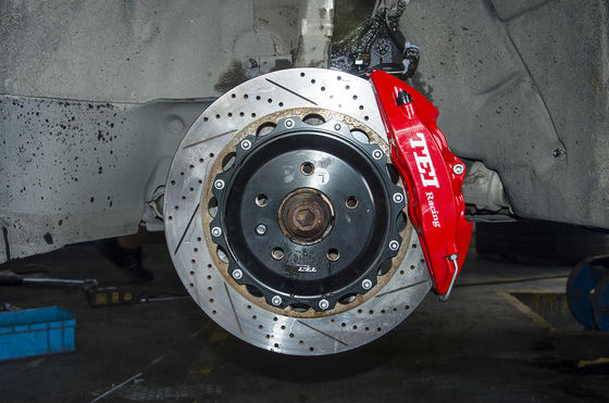 kopen BBK Voor Audi A4L geïnstalleerde grote remkits 4 zuigermoeren P40NS online vervaardiging